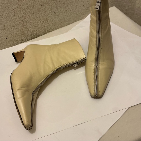 STAUD Cream Zippered Heeled Boots size 37.5 EUR - Picture 8 of 9